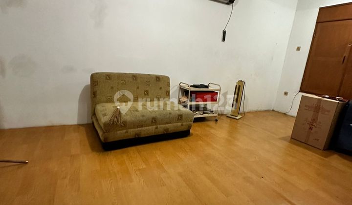  Rumah Jl Camar Sektor 3 Bintaro Tangerang Selatan  2