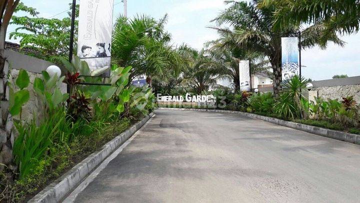 Dijual Cepat Rumah Cantik 2 Lantai Siap Huni Emerald Garden Regency  2