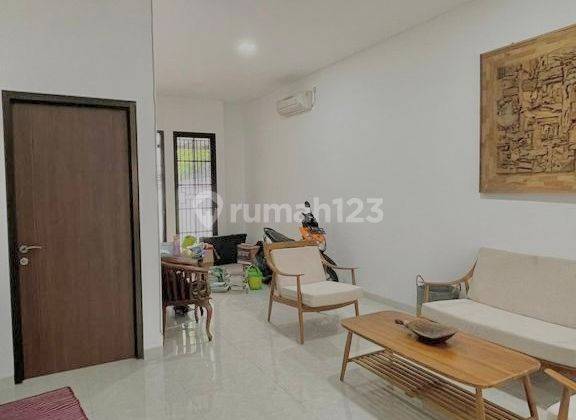 Rumah Mewah Jl Salam Kebon Jeruk Jakarta Selatan  2