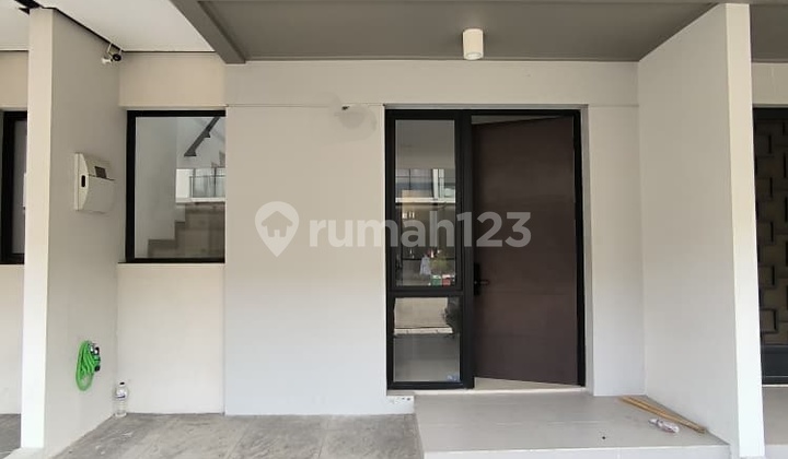 Disewakan Rumah Pik 2 Milenial 4,5X10 Unfurnished