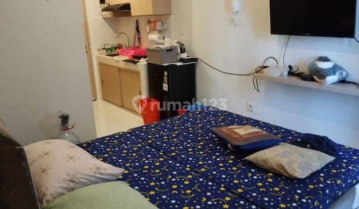 Disewakan Murah Apartemen Studio Tokyo Riverside Pik 2 Semifurnished 1