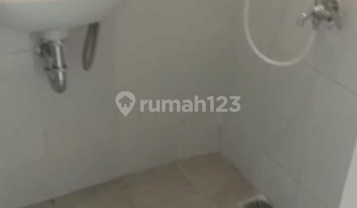Disewakan Murah Apartemen Studio Tokyo Riverside Pik 2 Kosongan AC 2