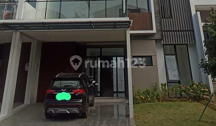 "For Rent: 4-Bedroom House in Permata Hijau Residence Pik 2, Unfurnished"