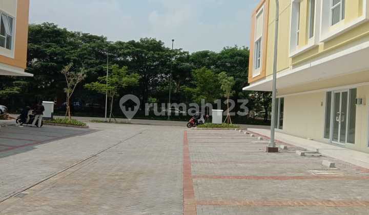 Ruko Arcadia Grande Siap Huni Gading Serpong