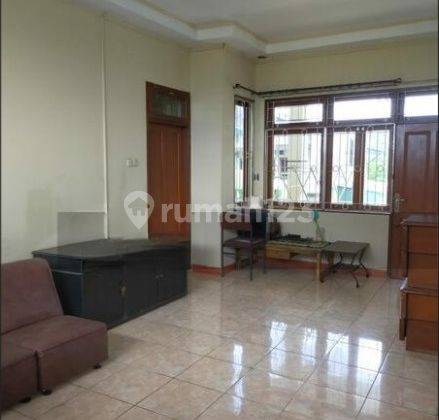 Rumah Semi Furnish di Taman Merdeka Tangerang Kota  2