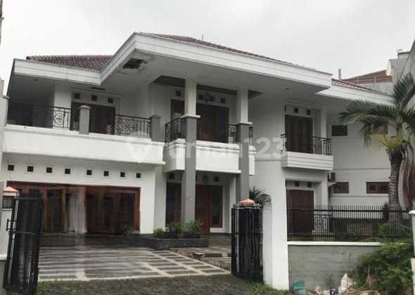 nice 2-story house in kelapa gading