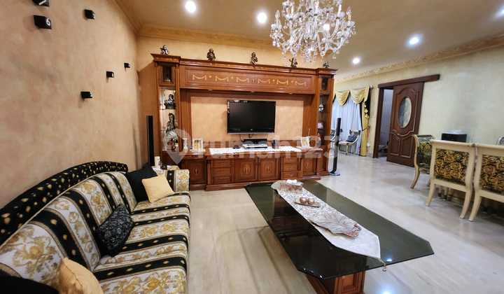 rumah mewah lokasi strategis 2 lantai di sunter jakarta utara 2