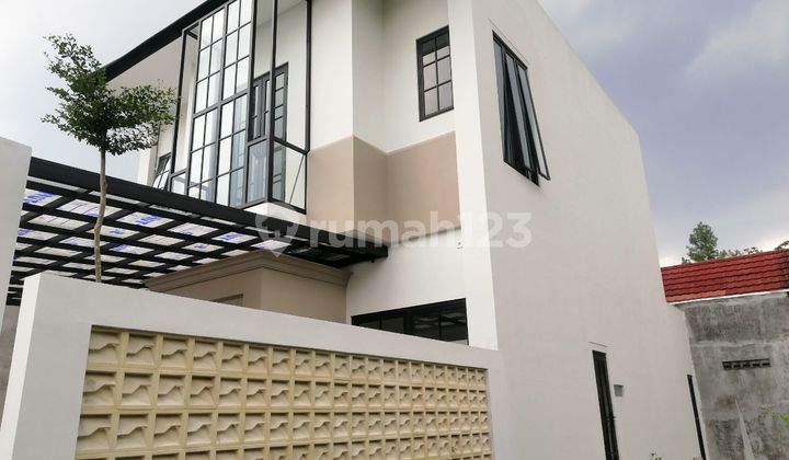 Modern 2-Story House Grand Str Palagan Jogja, Sleman Yogyakarta 2