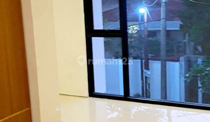 Rumah 2 lantai siap huni strategis dalam cluster cipadu larangan tangerang selatan 2