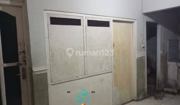 Rumah Komersil Untuk Kos-Kosan 13 Kamar Murah SHM  2