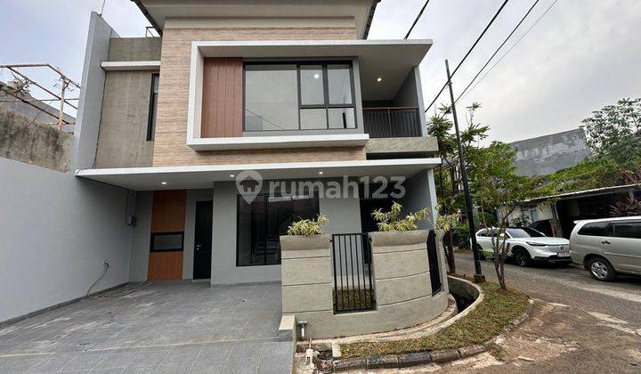 Rumah Baru Berkualitas Posisi Hook 2 Lantai Graha Raya Bintaro Tangerang 1