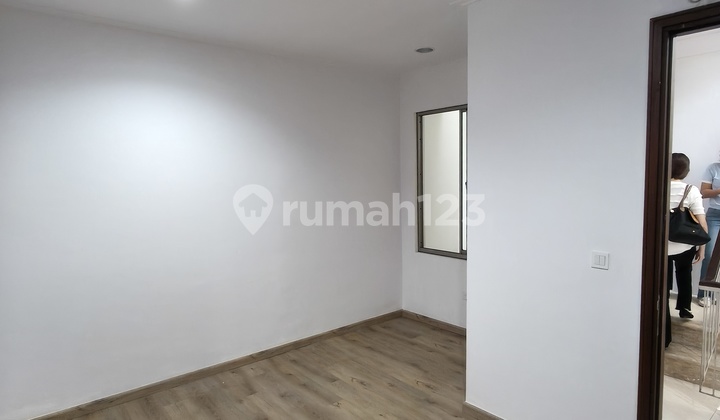 Disewakan Rumah Town House Golf Island Pantai Indah Kapuk Jakarta Utara 2