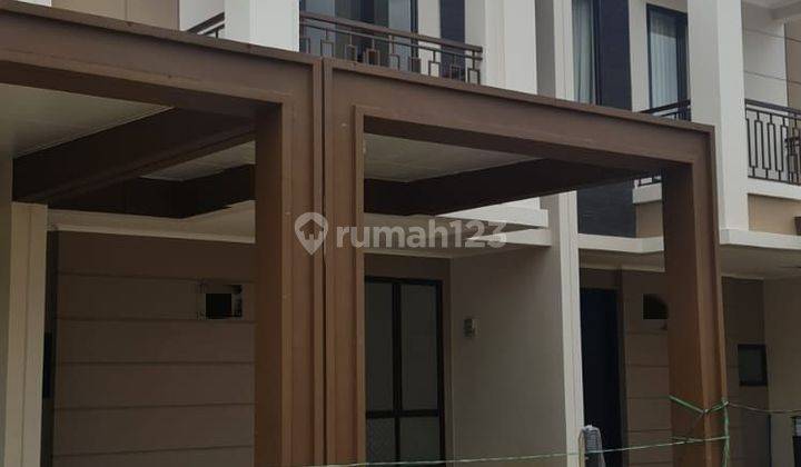 Dijual rumah strategis banyak fasilitas di Podomoropark Bandung  2