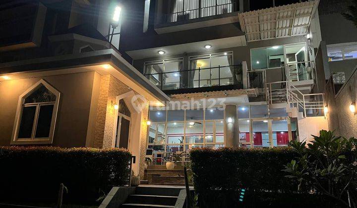 Dijual rumah view danau, 3 lantai di Kota Baru Parahyangan Bandung  2