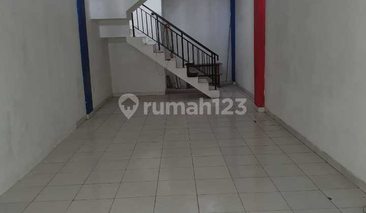 Disewa Ruko Bagus Sektor 3 - Bintaro, Tangerang Selatan