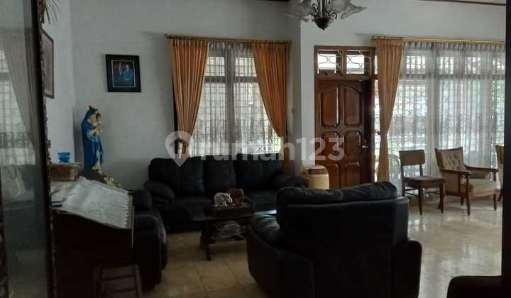 Haji Nawi's Nice House, South Jakarta 2