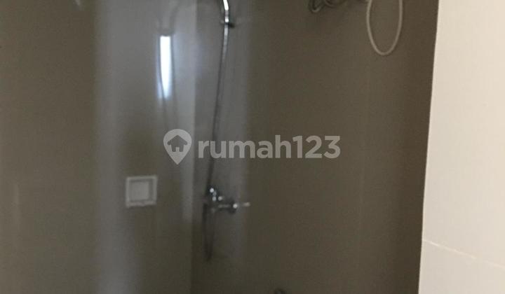 2 units of apartments for rent on the 20th and 21st floors