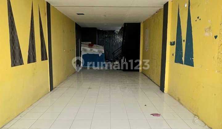 For Rent 3-Story Shop House in Serua Indah Ciputat, Suitable for Business or Office For Rent 3-Story Shop House in Serua Indah Ciputat, Suitable for Business or Office