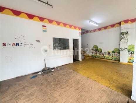 For Rent 4-Story Shop House in Pondok Aren 2