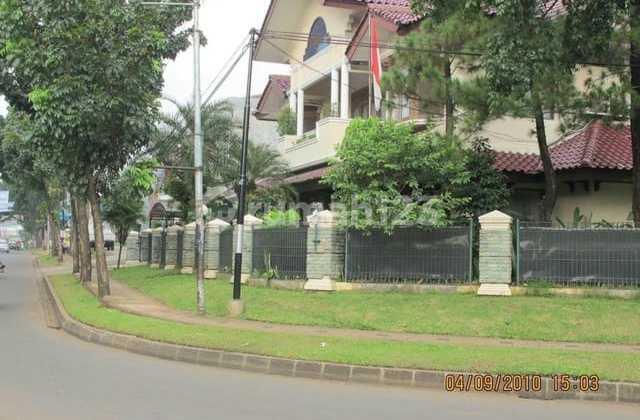 Dijual Cepat Rumah Cocok untuk Usaha/Ruko di Sektor 7 Bintaro Tangsel