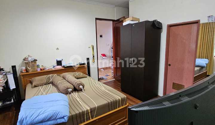 Dijual Rumah Cantik dilokasi Strategis bintaro sektor 1 Jaksel 2