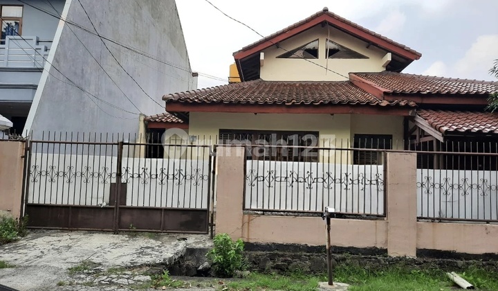Rumah Hoek Tanjung Duren Cocok Untuk Hunian Kost Investasi