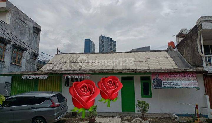 Tanjung Duren Rumah Tua Cocok Untuk Kost Jalan Lebar 3 Mobil  1