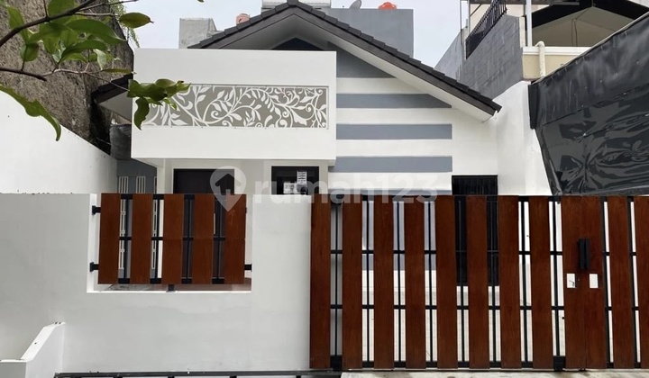 Dijual Rumah Sejuk Ngantong Taman Aries Jakarta Barat