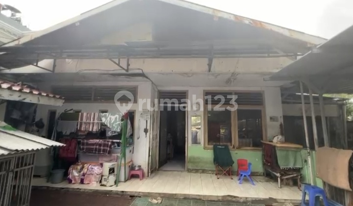  Dijual Rumah Tua Langka di Kebon Kacang Tanah Abang Lokasi Bagus