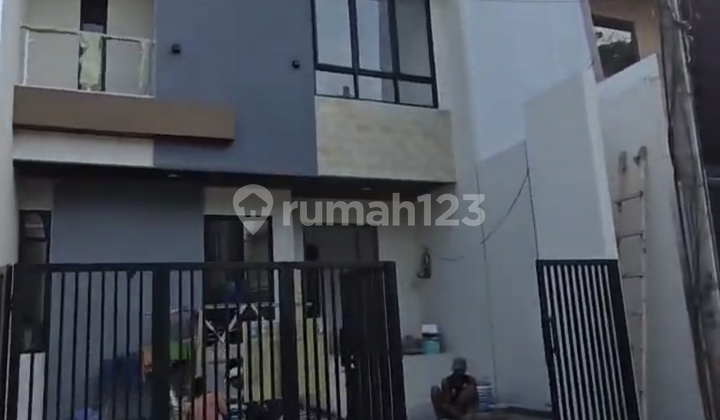 Dijual Rumah Baru 2 Lantai Minimalis Taman Villa Meruya Murah
