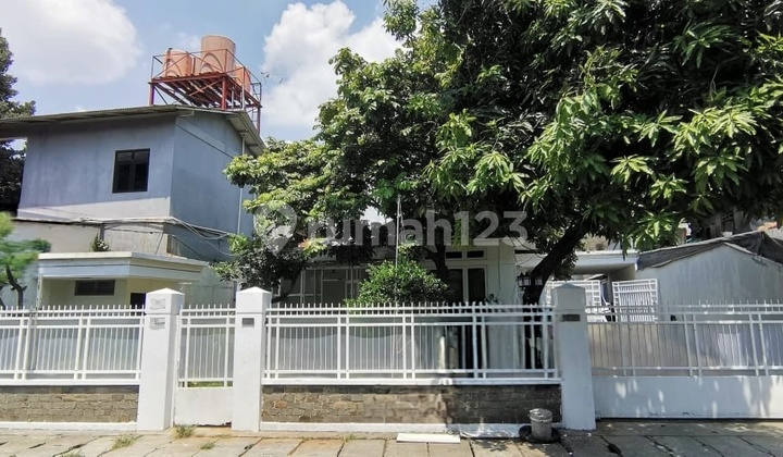 Dijual Rumah Luas Mangga Besar Cocok Usaha Kost Hunian Premium