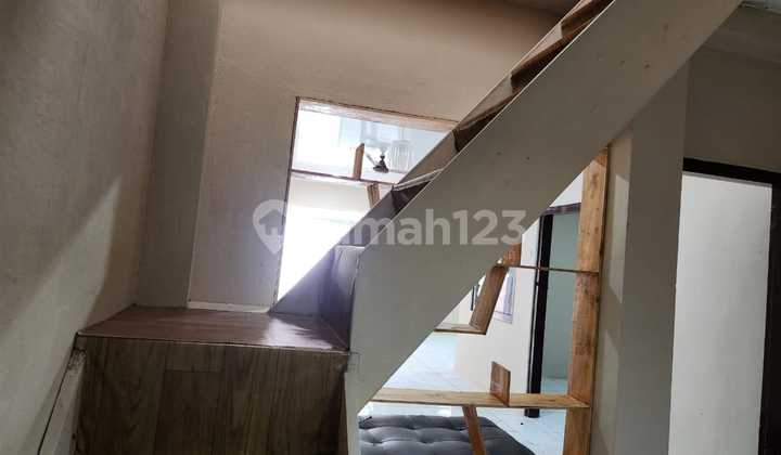 Strategic House in Pejompongan, Central City Dam Downstream 2