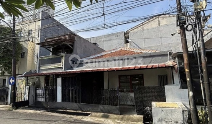 Investasi Langka di Karet Setiabudi Rumah Strategis Cocok Kost