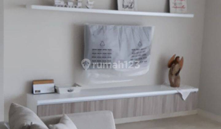 ruang keluarga dijual apartemen somerset berlian, 3