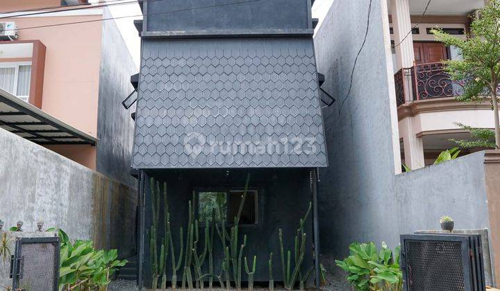 Dijual Rumah Industrial 2Lantai Design By Dendy Darman  1