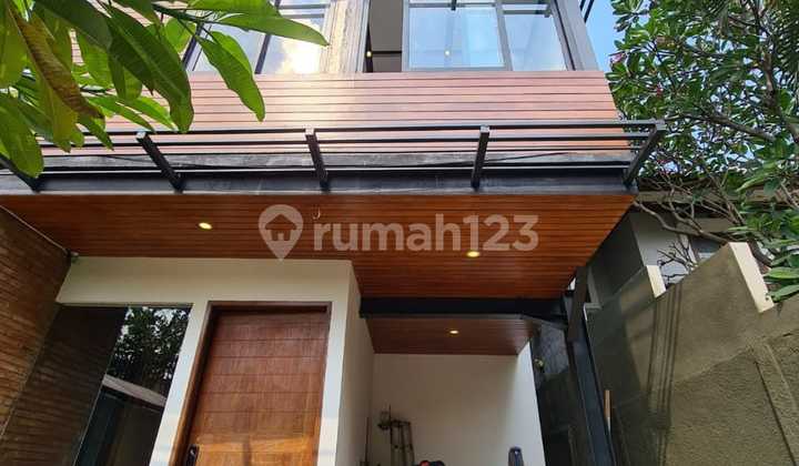 Rumah Di Cipete Modern Bagus Dengan Rooftop Semi Furnished Rumah Di Cipete Modern Bagus Dengan Rooftop Semi Furnished