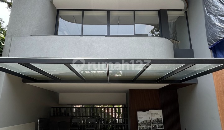 Rumah 3 Lantai Bagus SHM di Jagakarsa, Jakarta Selatan Rumah 3 Lantai Bagus SHM di Jagakarsa, Jakarta Selatan