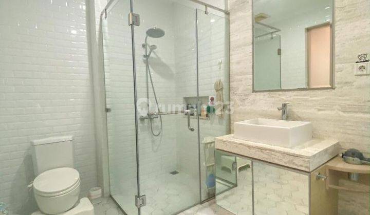 Exclusive 3br Luxury Apt W/ Private Lift – Residence 8 Senopati