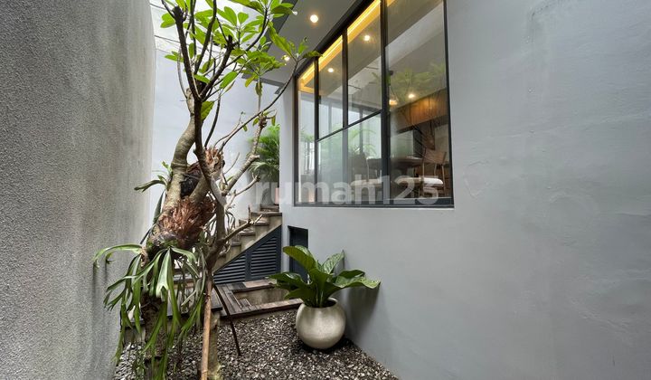 Dijual Rumah Townhouse Dekat Tb Simatupang 3 Lantai. Akses Bagus. 2