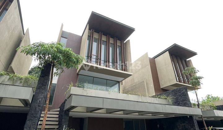 Rumah Bagus Lokasi Kemang Modern Minimalis Bebas Banjir Siap Huni 1
