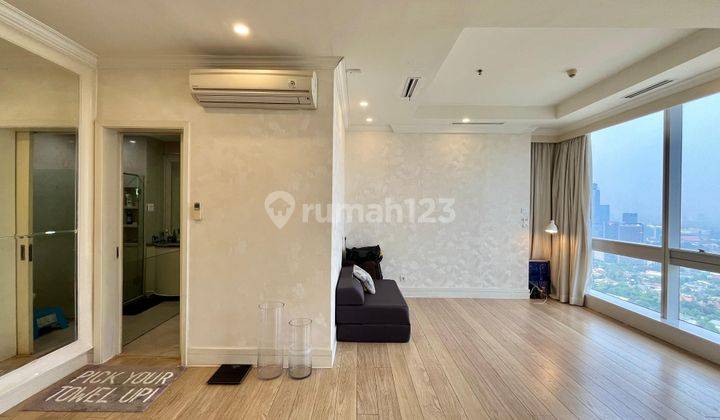 Dijual Capital Residence Apartment 3 Bedrooms Mewah , Semi Furnish, Jalan Sudirman, Jakarta Selatan 2