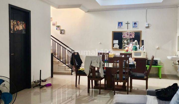 Rumah di The Icon Cosmo Boulevard BSD SHM Bagus jual BU 2