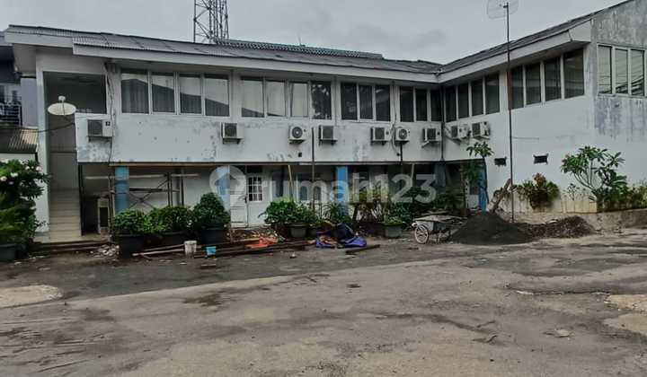 Warehouse for Sale in Tipar Cakung, Spacious Size