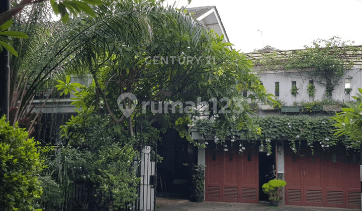 Strategic Location House in Pasar Minggu Agriculture Complex South Jakarta 2