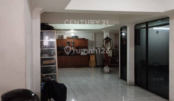 Rumah Ex Showroom Strategis Di Jl Batutulis Bogor 2