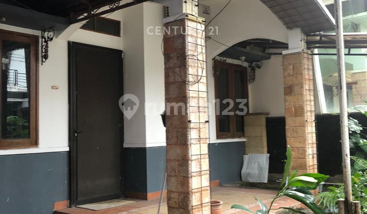 Rumah Dekat Pusat Kota Di Perumahan Pesona Khayangan Juanda Depok Rumah Dekat Pusat Kota Di Perumahan Pesona Khayangan Juanda Depok
