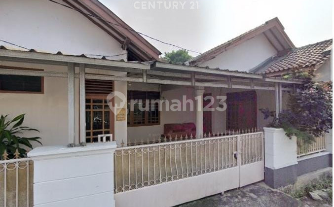 Strategic House Near City Center at Jl Sekip Gedung 7 Bogor 1