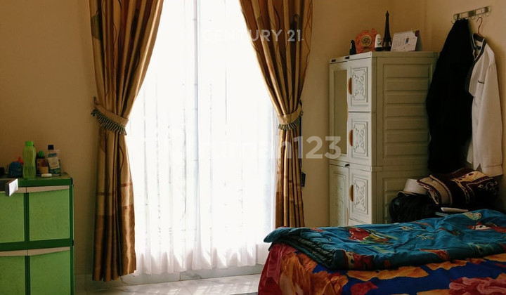 Rumah Pusat Kota Di Jl Kav Bri Cilodong Depok 2