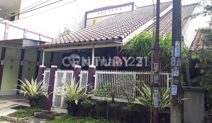 Rumah 2 Lantai Di Komp Bapenas Cinangka Depok