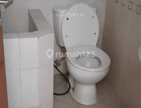 Rumah Dekat Pusat Kota Di Danau Bogor Raya Cluster Helinium 2